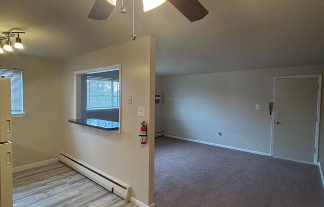 1 bed, 1 bath, 550 sqft, $1,195, Unit G10
