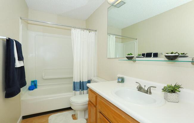 We feature modern bathrooms at Prescott Pointe