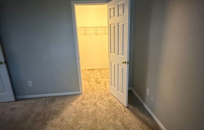 1 bed, 1 bath, $2,100, Unit # 722