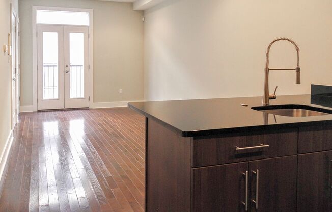 3 beds, 2 baths, 1,201 sqft, $1,720, Unit 14B