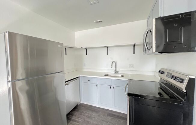 1 bed, 1 bath, 557 sqft, $1,468, Unit 702