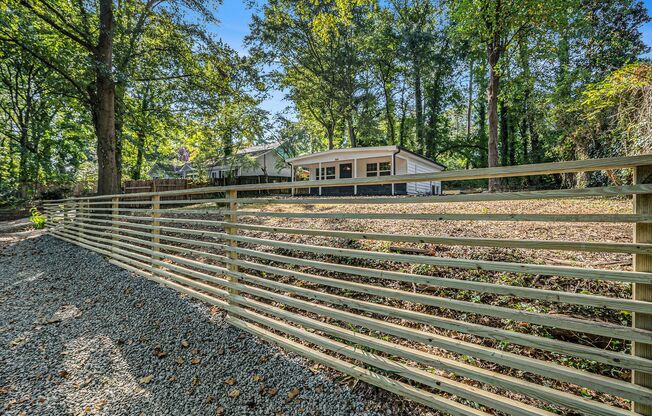 Fully Renovated Cottage near Downtown Smyrna!