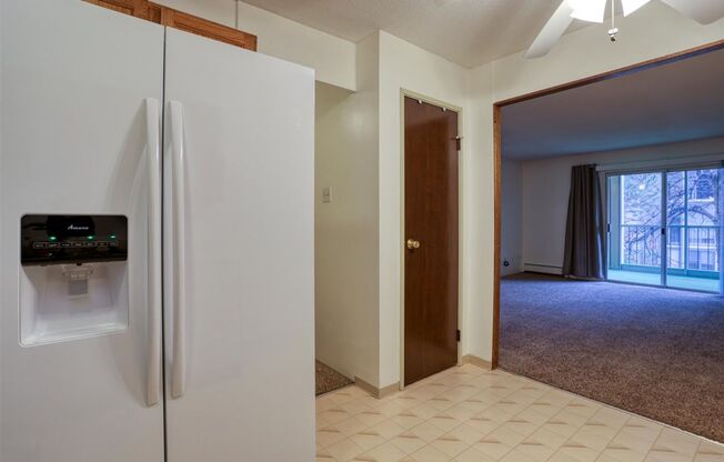 2 beds, 2 baths, $1,750, Unit Unit 210