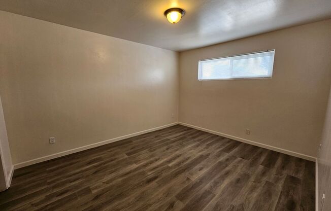 NSUR1258 2205 Cedar 5-8