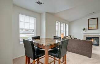 St. James Place Dining Table Set Apartments in Milwaukee, WI