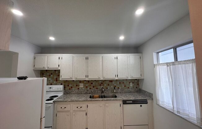 1 bed, 1 bath, $1,450, Unit # 123