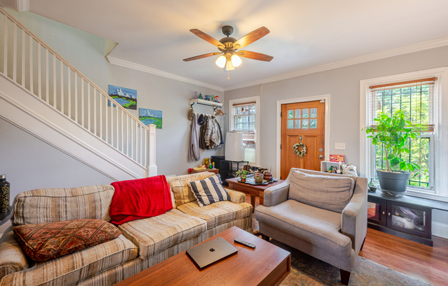 236 CHANNING ST NE
