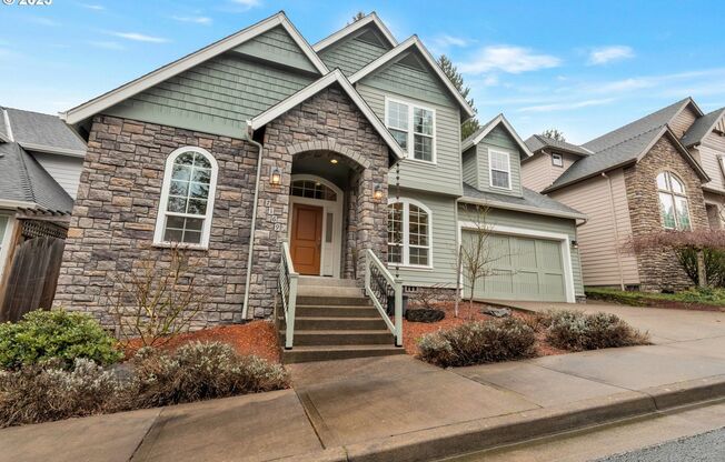 Gorgeous Executive Style Home in Southwest Portland
