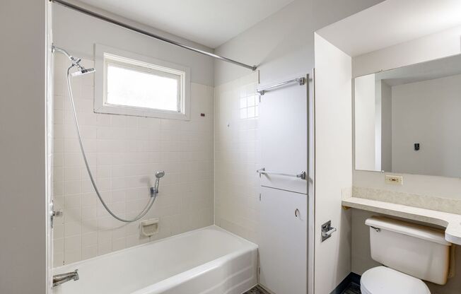 5336/5338/5340 Ervin St Triplex