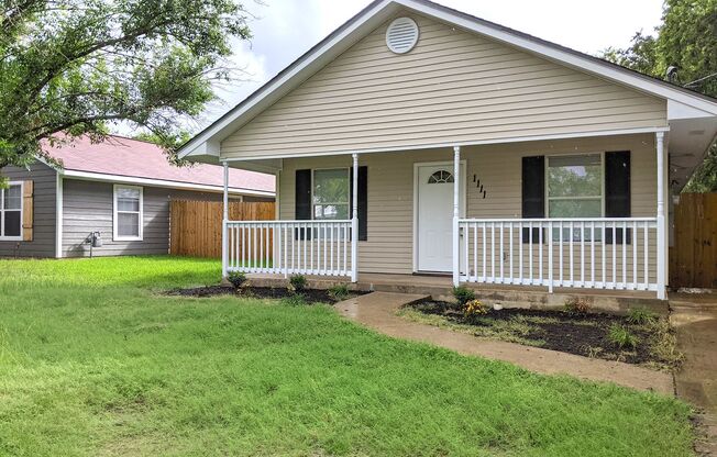 August 2026 Move In! Remodeled 3 Bed, 2 Bath Home Minutes From TAMU!