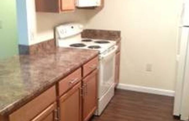 2 beds, 1 bath, 880 sqft, $1,895