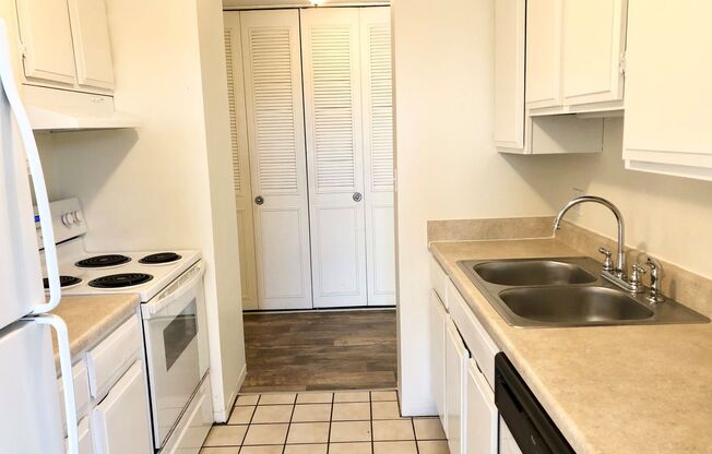 Thornton Place Apartments