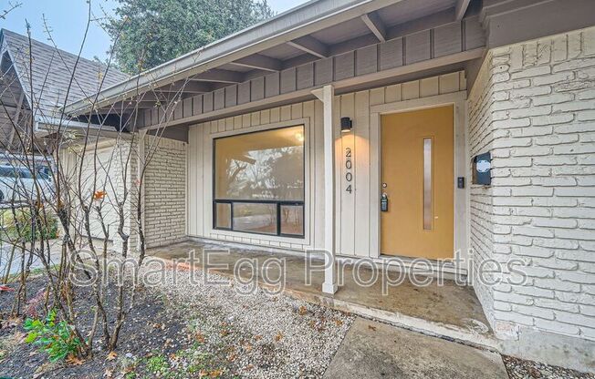 2004 ROGGE LN