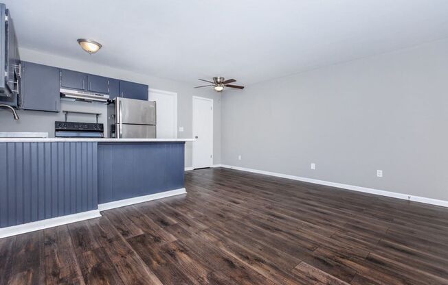 2 beds, 1 bath, 795 sqft, $899