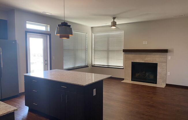 2 beds, 2 baths, 1,108 sqft, $1,580, Unit 1708-509