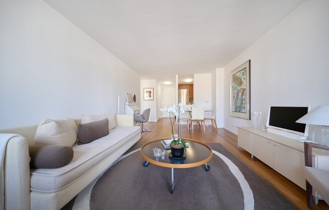 1 bed, 1 bath, 685 sqft, $4,895, Unit 9N