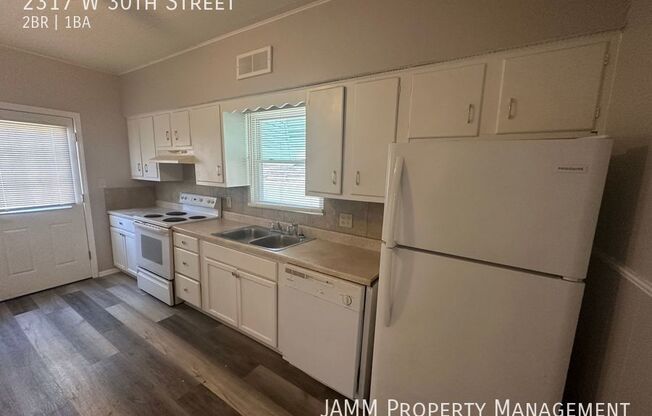 2 beds, 1 bath, 1,224 sqft, $1,250