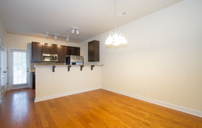 Modern & Spacious Townhouse Near University Park & Concord Mills – Move-In Ready!
