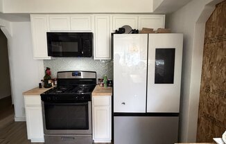118 E 62 ST