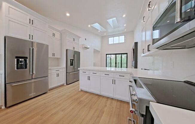 18th &amp; Harris Triplex