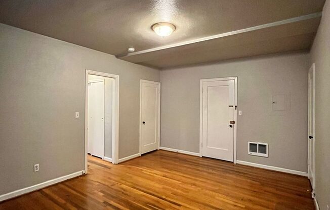 1 bed, 1 bath, $1,345, Unit 007