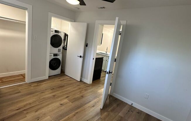 1 bed, 1 bath, 490 sqft, $1,050, Unit 103