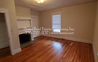 1 bed, 1 bath, $795, Unit A