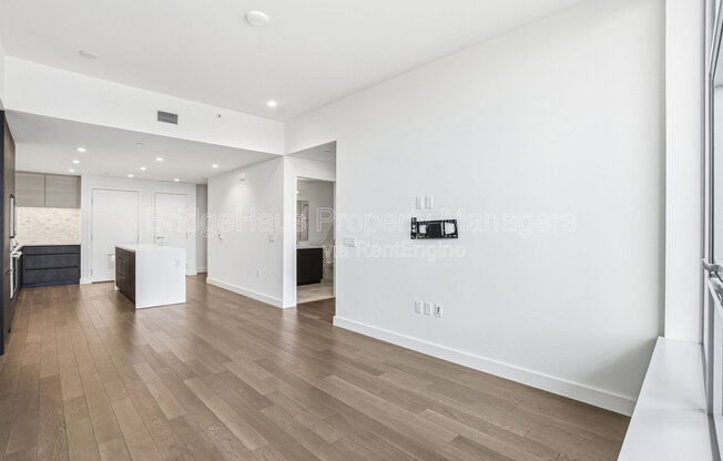 1 bed, 1 bath, 848 sqft, $3,850, Unit 411