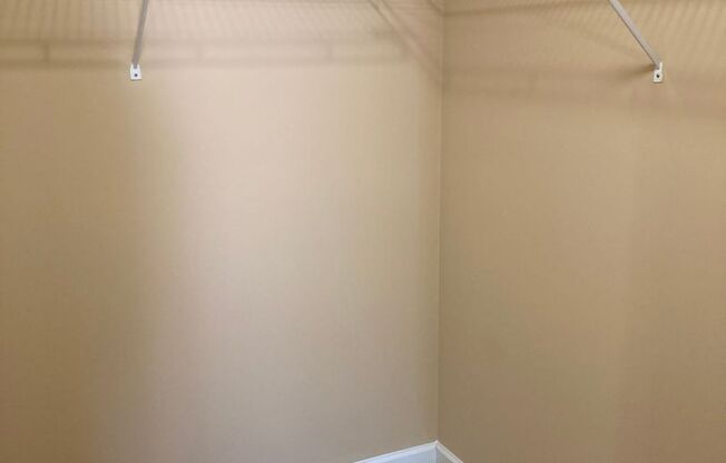 4 beds, 2 baths, 1,635 sqft, $1,500, Unit 3969 South Cramer Circle