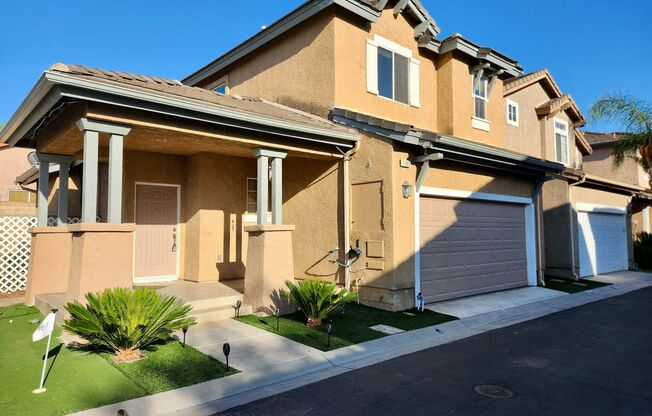 Remodeled 3 bedroom townhome in Simi Valley
