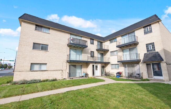 4650-4658 W 79th LLC