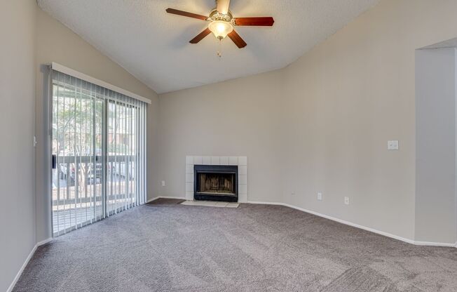 2 beds, 2 baths, 1,100 sqft, $1,165, Unit 606
