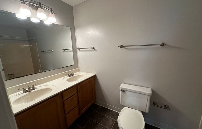 1 bed, 1 bath, 755 sqft, $999, Unit 5831C