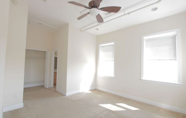 2 beds, 2 baths, 944 sqft, $2,195, Unit 407