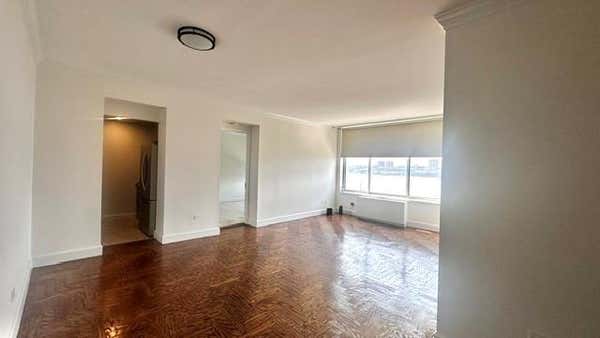 200 RIVERSIDE BLVD