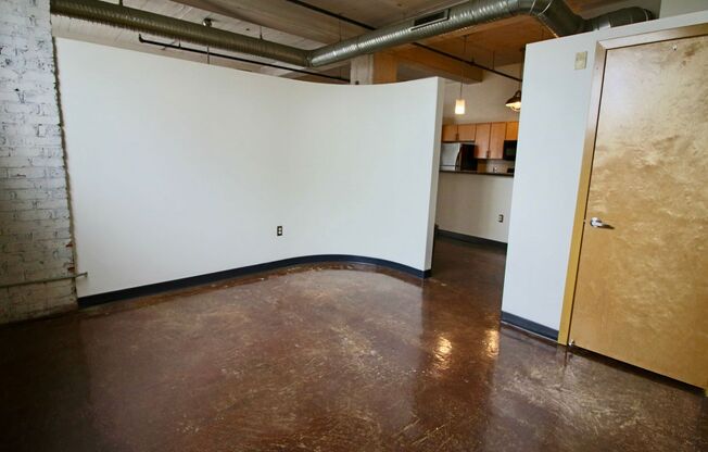 1 bed, 1 bath, 644 sqft, $1,395, Unit APT 2E