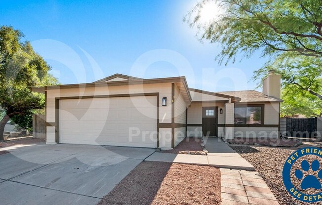 1826 W HOLLAND DR