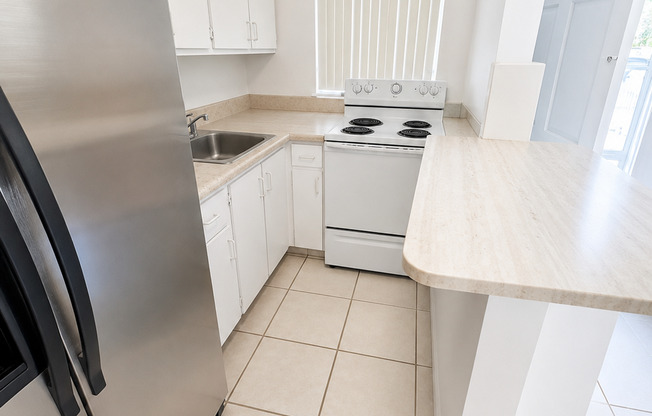 Naomi Apartments