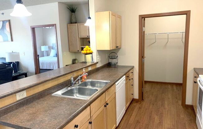 2 beds, 2 baths, 1,082 sqft, $1,800, Unit 1310-214