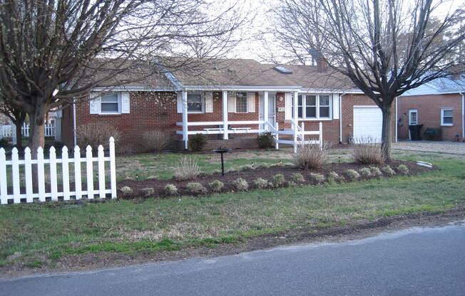 900 VIRGINIA AVE