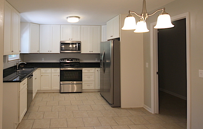 Newly Renovated Home in Mission Oaks East Ridge - $500 Off First Month Rent!