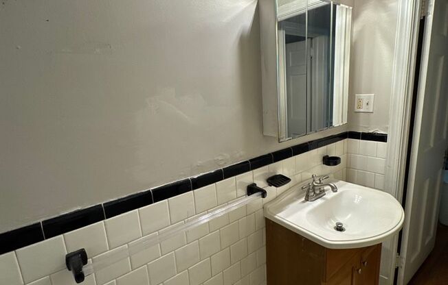 5930 13th Pl NW
