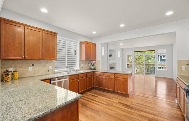 17822 20 AVE SE