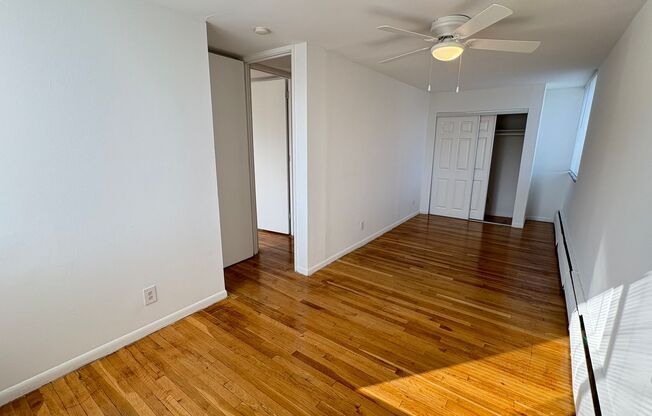 2 beds, 1.5 baths, 947 sqft, $835, Unit MA E216