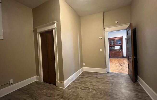 1 bed, 1 bath, 406 sqft, $930, Unit 2