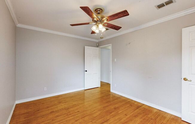 2 beds, 2 baths, $2,500