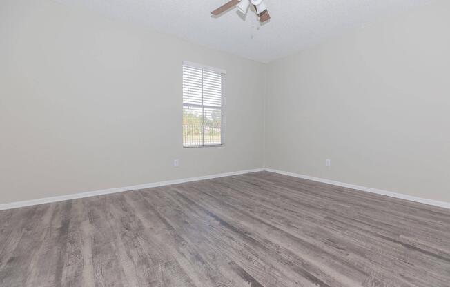 2 beds, 1 bath, 812 sqft, $1,289