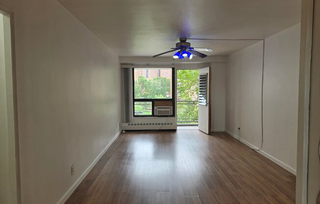 6125 98 ST
