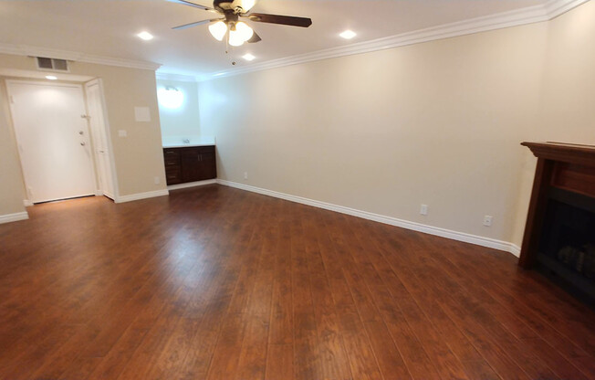 1 bed, 1 bath, 890 sqft, $2,595, Unit 314