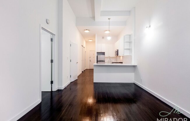 43 W 16 ST